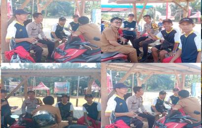 Pantau Kegiatan Perayaan HUT RI di Kelurahan Kandang Mas, Bhabinkamtibmas Sampaikan Imbauan 