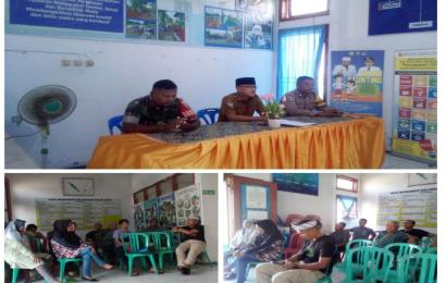 Bhabinkamtibmas Polsek Teluk Segara Hadiri Rapat Koordinasi Persiapan HUT RI ke 78 di Kelurahan Pasar Baru
