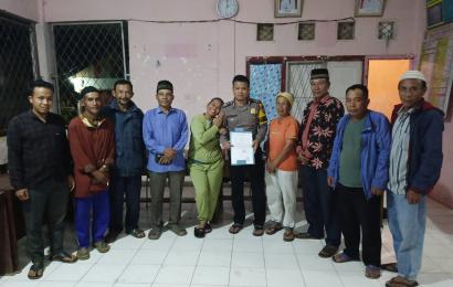 Bhabinkamtibmas Polsek Lebong Atas Mediasi Warga Berselisih Paham Akibat Cekcok Mulut