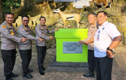 Napak Tilas di Bengkulu, Irwasum Polri Kunjungi Monumen “Latsitarda Nusantara X / 1989