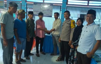 Bhabinkamtibmas Damaikan Perkara Penganiayaan Disebabkan Perilaku Korban yang Dianggap Kurang Sopan Terhadap Orang Tua