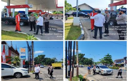 Pastikan Antrian Berjalan Tertib, Sat Lantas Polresta Bengkulu Lakukan Patroli di SPBU Km 6,5 