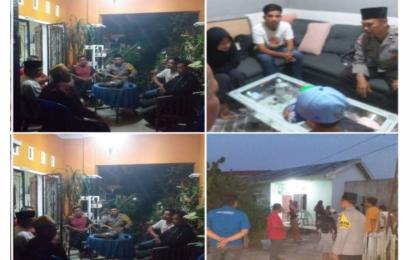 Problem Solving, Bhabinkamtibmas Mediasi Pasangan Bukan Muhrim yang Kedapatan Tinggal Satu Rumah 