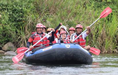Kapolres Lebong Berwisata Arum Jeram Dayang Rengginang