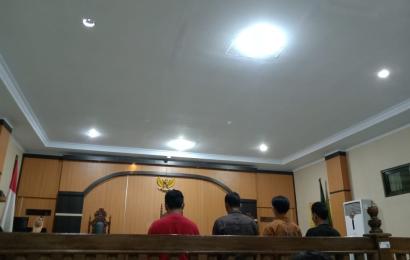 Sidang Tipiring, Terdakwa Pencuri Tandan Buah Kelapa Sawit di Hukum 5 Tahun Penjara 