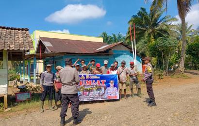 Melalui Jumat Curhat, Bhabinkamtibmas Polsek Padang Jaya Sharing Informasi Bersama Masyarakat