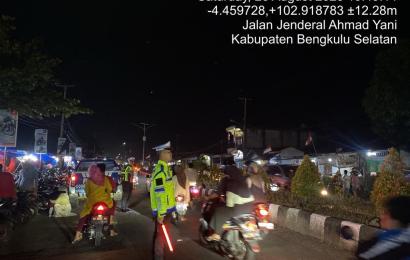Antisipasi Kemacetan Lalu Lintas, Sat Lantas Gaturlain di Pasar Malam Ibul  