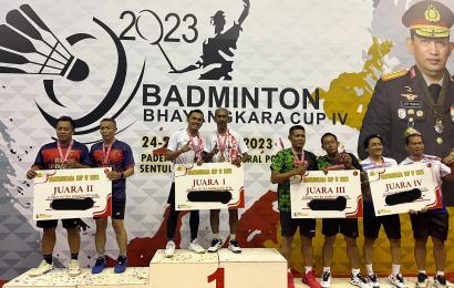 Personel Polres Lebong Pasangan Ganda Polda Bengkulu Sabet Juara I  Kejuaraan Bulutangkis Bhayangkara Cup IV 2023 Piala Kapolri 