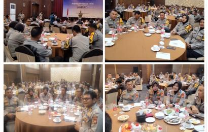 Sat Binmas Polresta Bengkulu dan Polsek Jajaran Hadiri ToT CBP Rupiah 