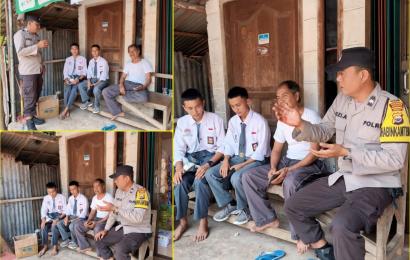 Tingkatkan Kewaspadaan Gangguan Kamtibmas, Bhabinkamtibmas POlsek Selebar Patroli Dialogis 