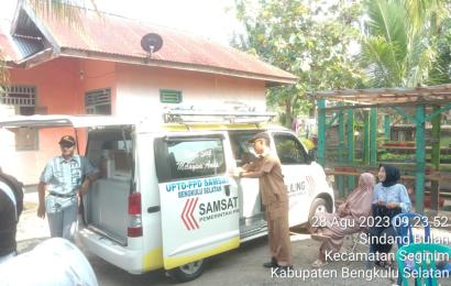 Berikan Pelayanan yang Optimal, Polres BS Samsat Keliling di Pekan Seginim   