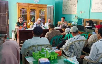 Kanit Binmas dan Bhabinkamtibmas Polsek Kota Manna Hadiri Sosialisasi Pencegahan Stunting