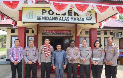 Kunjungan Kerja ke Polsek Semidang Alas Maras, Kapolres Seluma Beri Arahan kepada Personel  