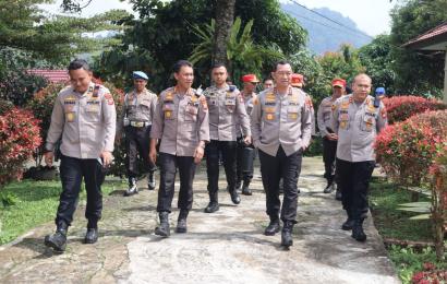 Ramah Tamah Bersama Kapolda, Kapolres Rejang Lebong Dampingi Kapolda Kunjungan dan Pengecekan SPN Polda Bengkulu 