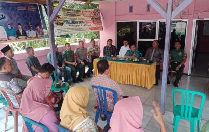 Serah Terima Jabatan Kepala Desa, Kanit Binmas dan Bhabinkamtibmas Sampaiakn Pesan Kamtibmas 