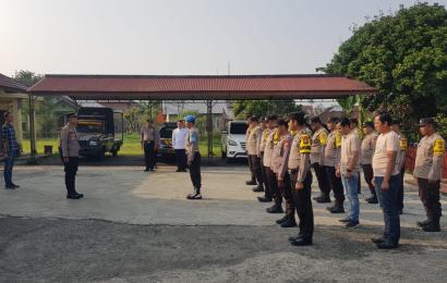 Pimpin Apel, Kapolsek Ujan Mas Ingatkan Personel Jaga Kedisiplinan