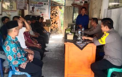 Kapolsek Lebong Selatan dan Bhabinkamtibmas Sosialisasikan Pencegahan Kekerasan dan Perlindungan Perempuan dan Anak