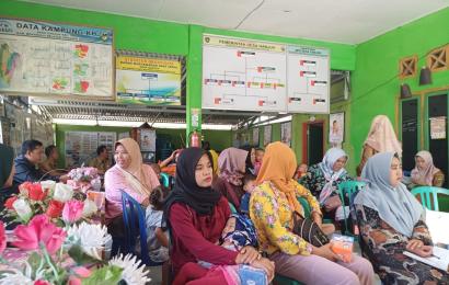 Cegah Kenaikan Stunting Bhabinkamtibmas Hadir dan Beri Penyuluhan
