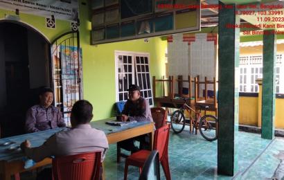 Sat Binmas Polres Kaur Sambang dan Kunjungan kepada Kades Desa Pahlawan Ratu