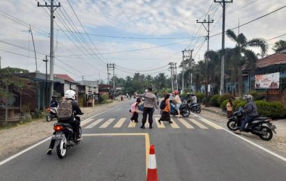Polres Beteng Gelar Strong Point Pagi di Persimpangan dan dan Sekolah