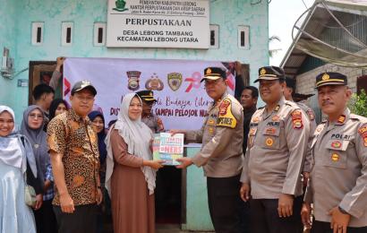 Dukung Budaya Literasi, Polres Lebong dan Polsek Jajaran Distribusikan Buku Gratis 