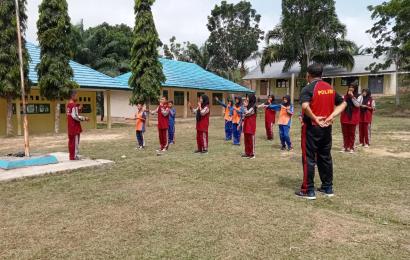 Polsek Kaur Utara Laksankan Pelatihan dan Pembinaan PKS di Anak-anak SMPN 29 Kaur
