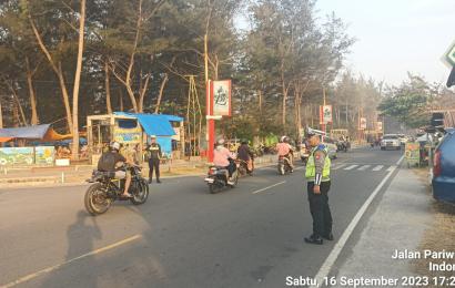 Commander Wish, Personel Satlantas Atur Lalu Lintas Sore 