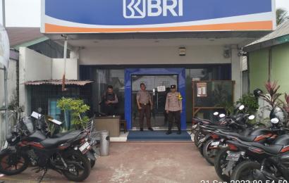 Jaga Sitkamtibmas di Wilkum, Polsek Kaur Selatan Patroli Keliling