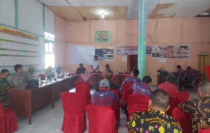Dukung Program Pembangunan Desa, Bhabinkamtibmas Polsek Lebong Utara Hadiri Musrenbandes
