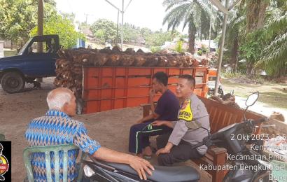 Bhabinkamtibmas Polsek Pino Raya Sambang DDS Sampaikan Imbauan Tindak Pidan dan Kriminal