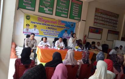 Kanit Binmas Polsek Manna Menghadiri Musyawarah Pembangunan Desa Binaannya