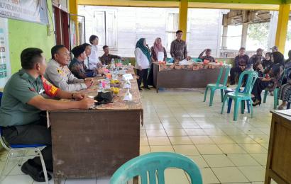 Kapolsek Lebong Atas Pimpin Jumat Curhat di Desa Tabeak Blau I