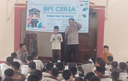 Kasat Binmas Polres BS Kunjungi SDIT Bengkulu Selatan Bullying