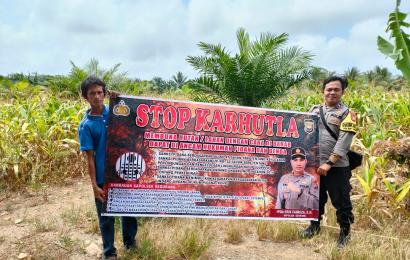 Bhabinkatibmas Polsek Kedurang Sambangi Warga, Sampaikan Imbauan Larangan Membakar Hutan dan Lahan