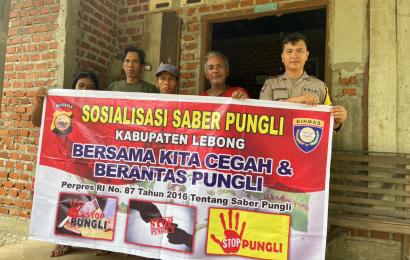 Bhabinkamtibmas Polsek Lebong Utara Sosialisasi Saber Pungli di Desa Garut
