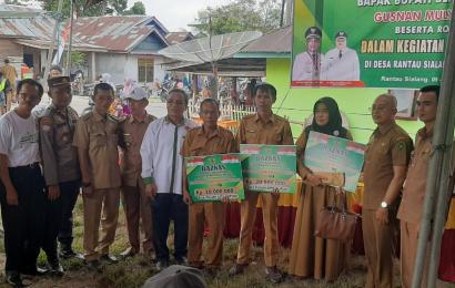 Kasat Binmas Polres BS Sambangi  Buji'an Dusun di Rantau Sialang  