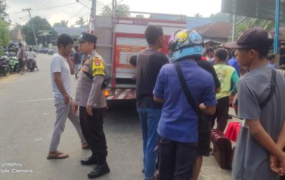 Bakar Sampah, Rumah Kades Durian Sebatang Kebakaran