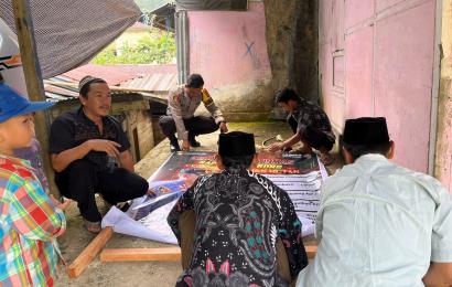 Sambang, Bhabinkamtibmas Polsek Lebong Utara Sampaikan Imbauan Kamtibmas