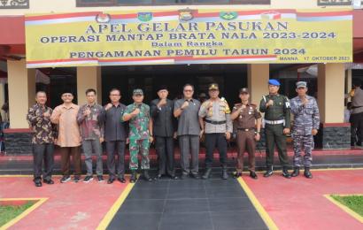 Kapolres Bengkulu Selatan Pimpin Apel Gelar Pasukan Operasi Mantap Brata 2023-2024 