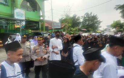 Polresta Bengkulu Gelar Pengamanan Kirab Hari Santri dan Ziarah di Makam Sentot Ali Basyah