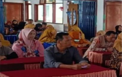 Polsek Kampung Melayu Jumat Curhat Bersama Dewan Guru SDN 75 Kota Bengkulu