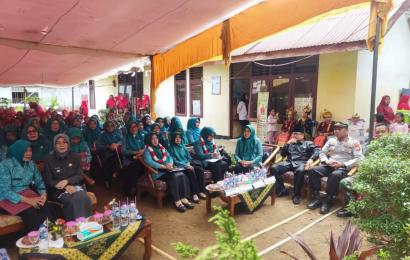 Kapolsek Air Besi Hadiri Supervisi 10 Program Pokok PKK 