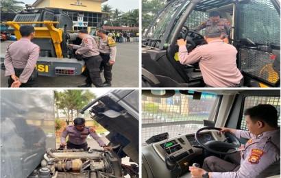 Pastikan Kendaran Dalam Keadaan Prima Jelang Pemilu, Polresta Bengkulu Cek Kendaraan R6, AWC dan Buldozer