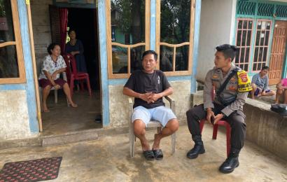 Sambang DDS, Bhabinkamtibmas Polsek Seginim Sampaikan Imbauan Kamtibmas kepada Warga Desa Banding Agung
