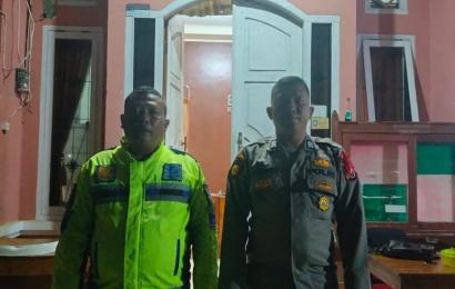 Berikan Pengamanan Polres Kaur Lakukan Patroli di Kantor Bawaslu