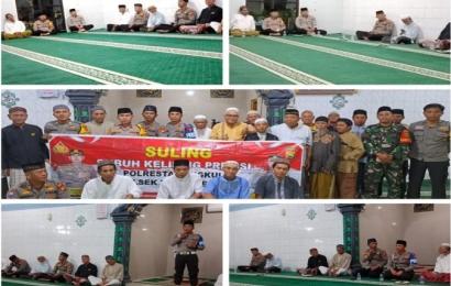 Pererat Silahturahmi Bersama Warga Polresta Bengkulu Gelar Suling di Masjid AL Khalil