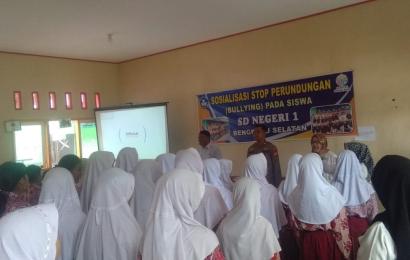 Polsanak Sat Binmas Polres BS, Sambangi Siswa SDN 01  Bengkulu Selatan Sosialisasikan Bullying