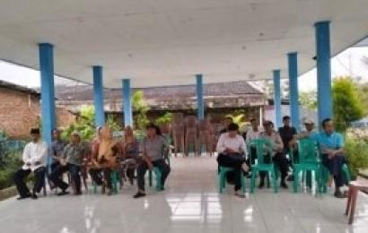 Bhabinkamtibmas Sumber Jaya Menghadiri Kegiatan Pemilihan Ketua RW 01 Kelurahan Sumber Jaya