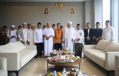 Di Solo, Muzani dan Gibran Silaturahmi dengan Habib Jindan dan Habib Ali Kwitang 