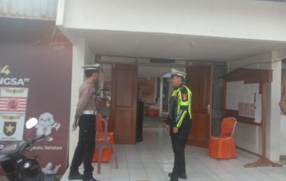 Wujudkan Kamselticar, Sat Lantas Polres BS Patroli ke KPU dan Gudang Logistik KPU Serta Bawaslu